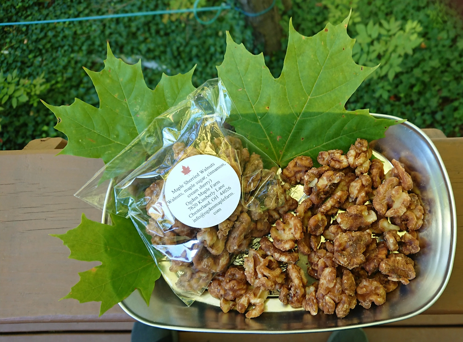 maple-sherry-walnuts-4-oz-bag